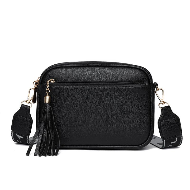 

Французская универсальная нишевая сумка, летняя диагональная сумка для телефона, однотонная сумка с кисточкой в западном стиле 21*7*15cm чёрный