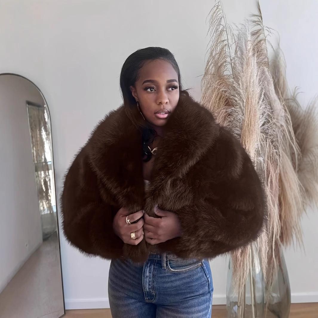 

Faux Fur Turn-Down Collar Short Jacket Large