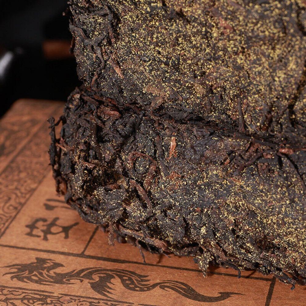 920г Черный чай Аньхуа Тяньцзянь Фу кирпичный черный чай сырой чай Золотой цветок черный — фото 2