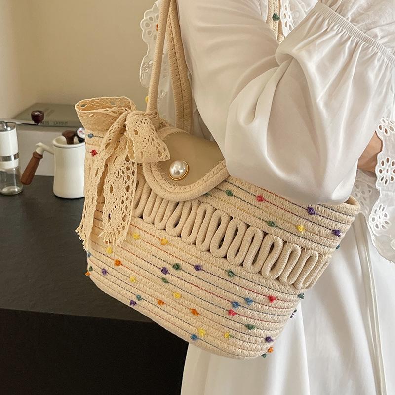 Pletená taška velké kapacity pro ženy na léto Jednoramenní taška pro ženy Niche módní kabelka pro ženy