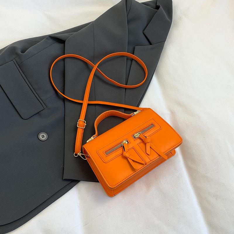 One Shoulder Messenger Bag Niche Design Beautiful Autumn New Simple Retro Portable Women's Small Square Bag