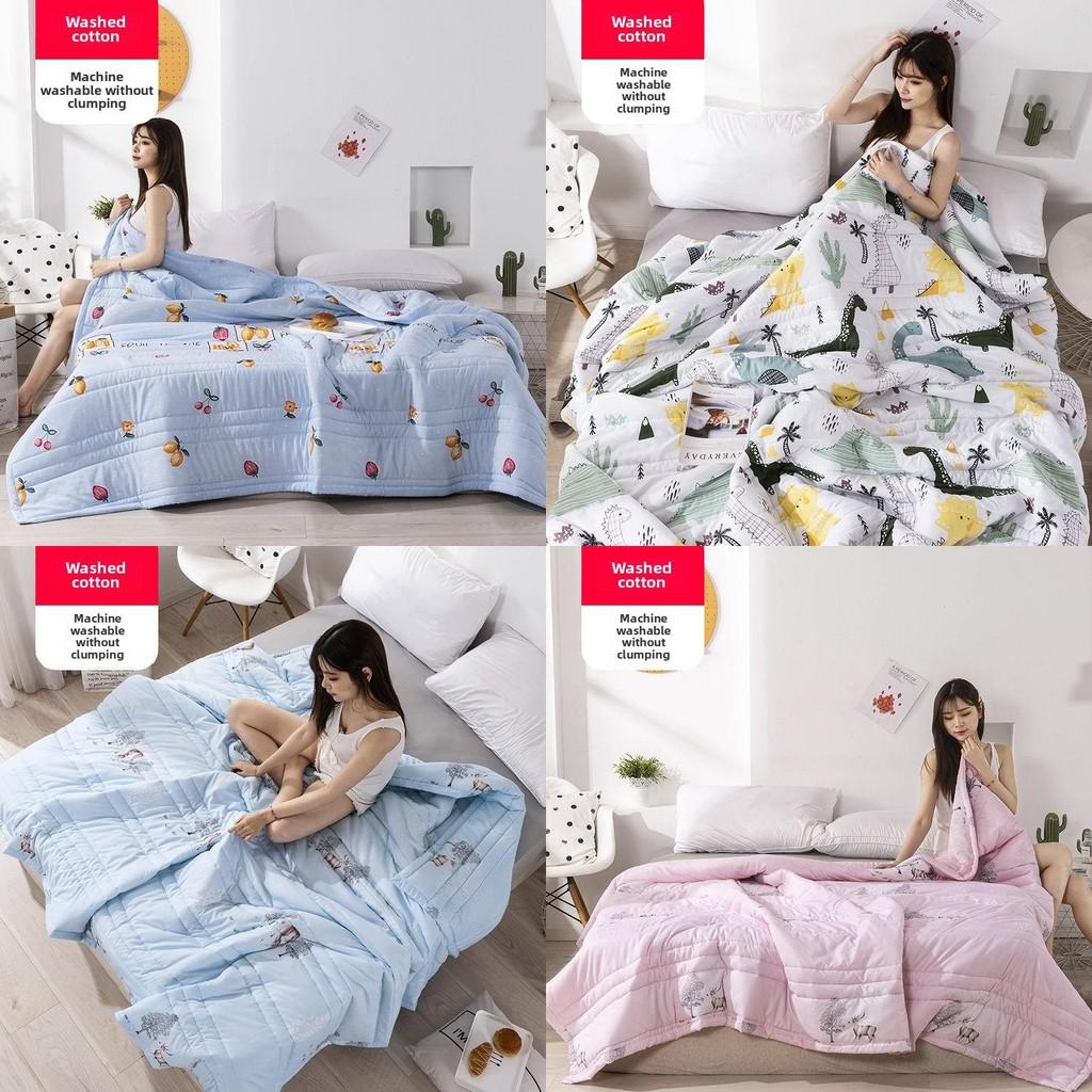 Strawberry Flower Summer Deer Print Quilt Bedding With Polyester Fill For Indoor