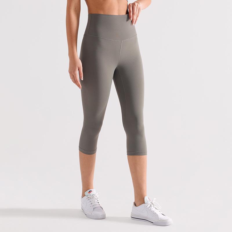 Naked Feeling Yoga Pants: No Crotch Bite, Moisture-Wicking, High Elasticity, Women's 7/8 Length, Perfect for Running and Cycling Fitness.