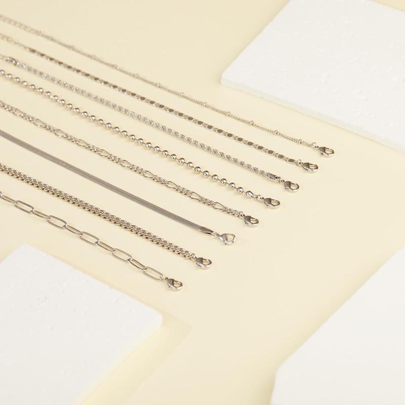 European & American Fashion Beaded Snake Bone Cuban Chain Anklet Set: Simple & Adjustable Foot Jewelry (7 Pieces)