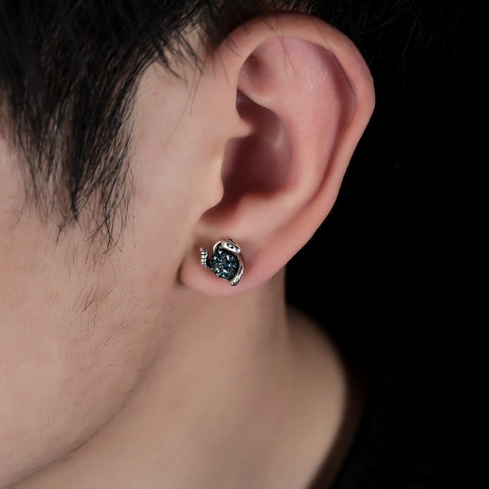 Streetwear Crystal Magnetic Ear Stud Korean Style Men Ear Cuffs Fashion Snake Clip Earrings  Party
