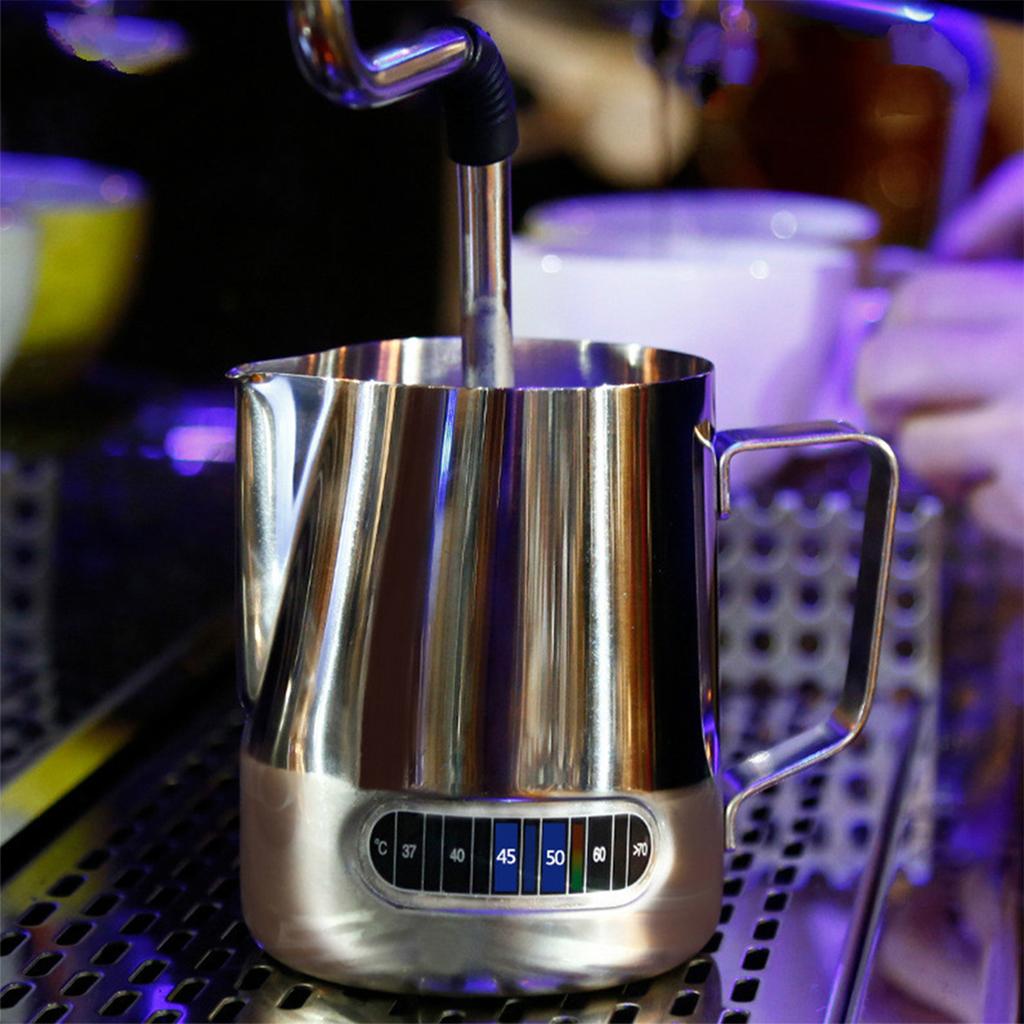 Stainless Steel Milk Frothing Pitcher 600ml(20oz) Milk Frothing Pitcher with Thermometer Art Jug for Espresso Machines Latte Art