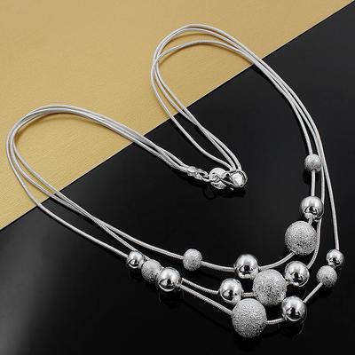 Colgantes nuevos, joyería de color plateado, collar clásico de alta calidad a la moda con tres cadenas de cuentas de arena ligera