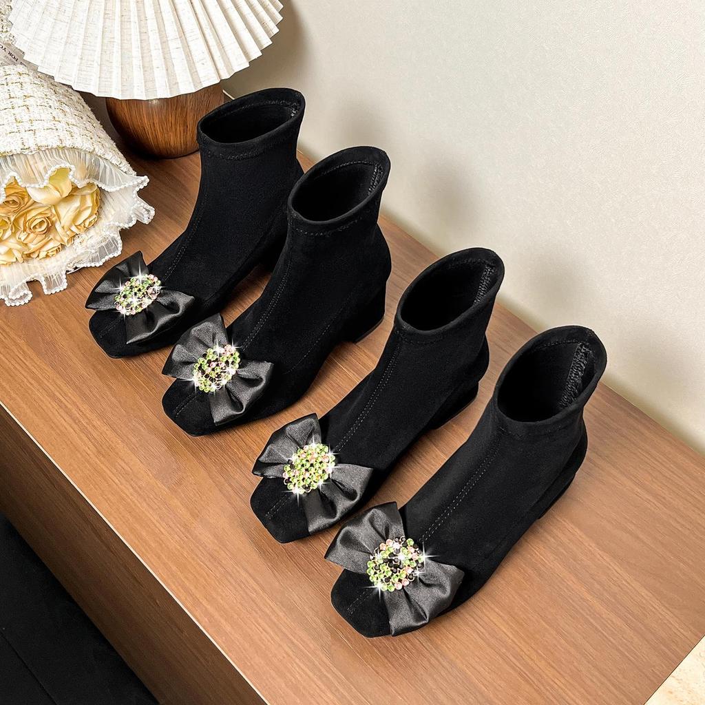 Damen Wildleder-Sockenstiefel mit hohen Absätzen im französischen Stil - Herbst/Winter-Kollektion 2025