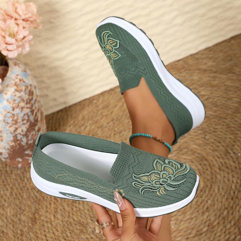 Fashion Soft Solid Color Fashion Female Footwear Lightweight Zapatos De Mujer Women Sneakers Mesh Breathable Floral Comfort Mother Shoes