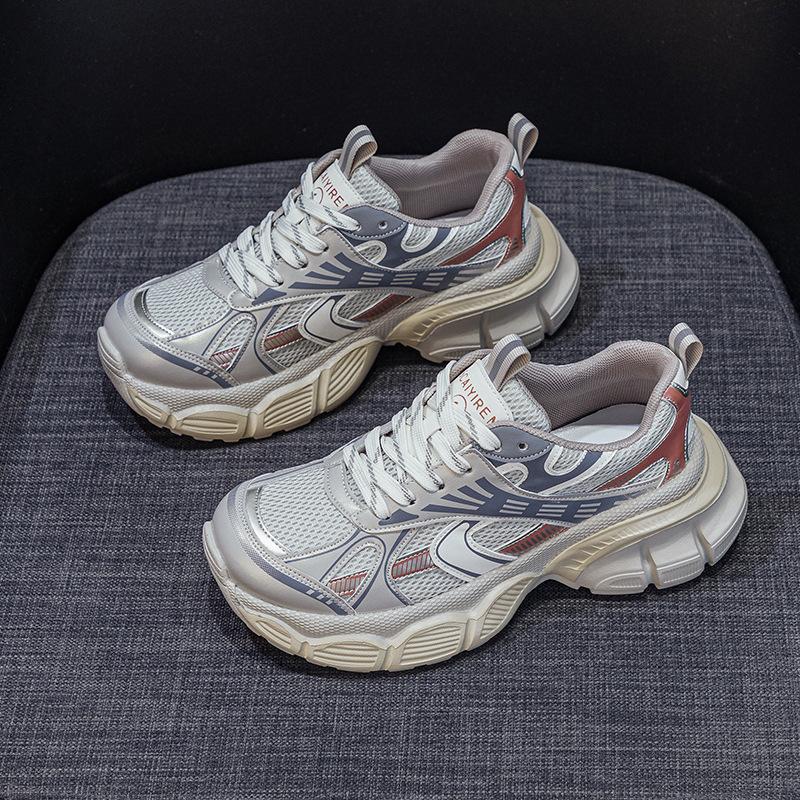 Daddy Shoes Girl 2025 Autumn New Platform Ultra Light Rubber and Plastic Foam Sole Running Casual Fashion Female Student Sneakers