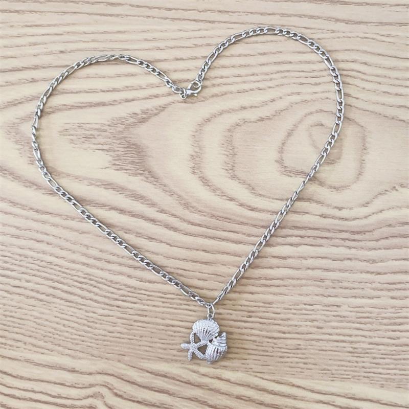 Gold and Silver Plated Necklace with Intricate Sea Shell Starfish Designs Perfect for Summer Parties and Daily Wear