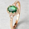 Vintage Oval Emerald Ring Light Luxury Gold Twisted Edge Ring with Wheat Stalk Texture
