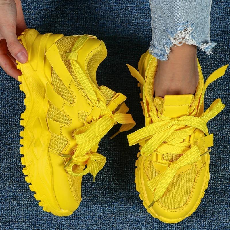 Fashion Women Casual Sports Shoes 2025 Autumn Comfortable Breathable Non Slip Outdoor Running Shoes Thick Soled Fashion Vulcanized Shoes