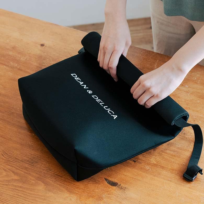 Dean & Deluca Cushioned Insulated Bag, Black