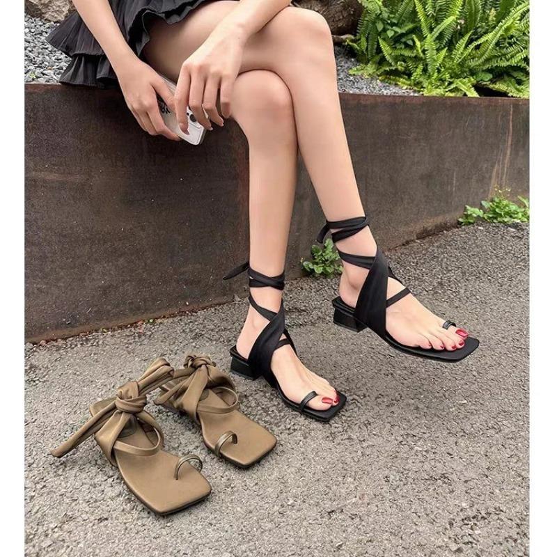 

2025 Summer New Large Size Women s Shoes 35-40 Roman Sandals with Skirt Silk Fairy Style Toe Covering Versatile Rubber Bottom 40 чорний