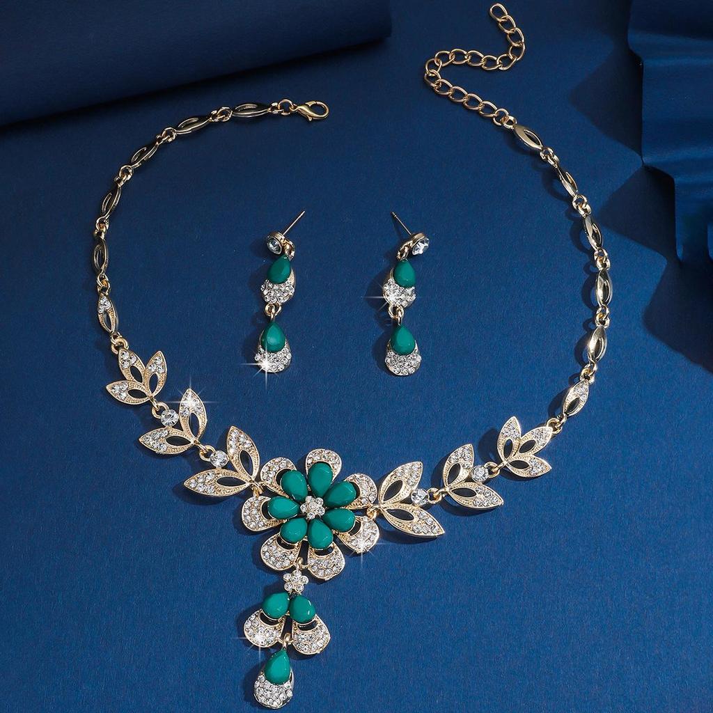 Colorful Retro Floral Bridal Jewelry Set with Alloy and Diamond Inlays