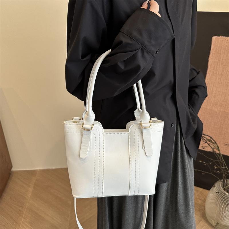 Soft Bag, Mint Mambo Korean Niche Tote Bag, Versatile Portable Messenger Bag, Women's 2025 New Model