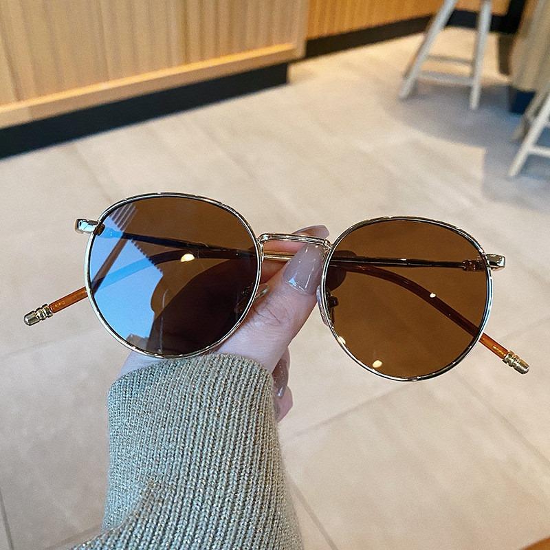 

2pcs Metal Vintage Oval Frame Sunglasses Women Beach Sunglasses