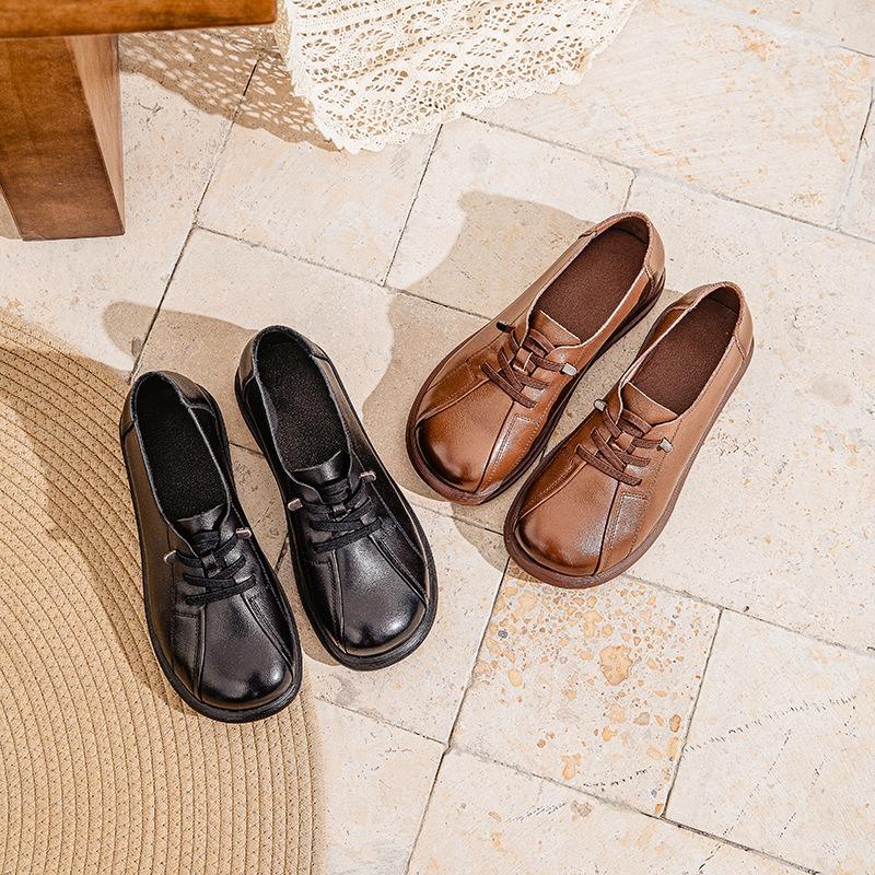 Spring and Autumn new mother shoes flat heel wide head single shoes women's non-slip sole retro deep mouth thick sole medium and old women's shoes