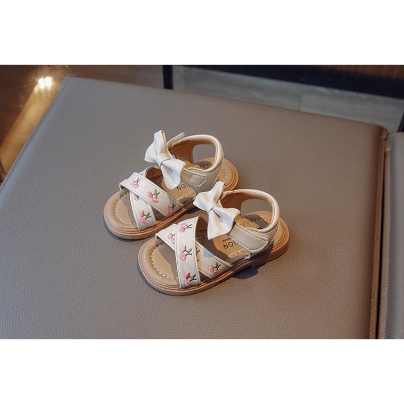 Fashion Embroidered Soft Sole Princess Sandals For Kids Girls Summer Beach Shoes