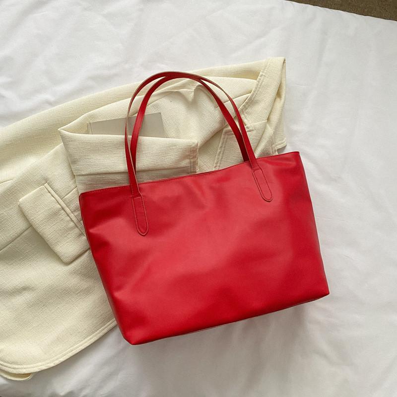 Fashionable Large Pu Tote Bag For Women With Stylish Versatile Design And Spacious Capacity