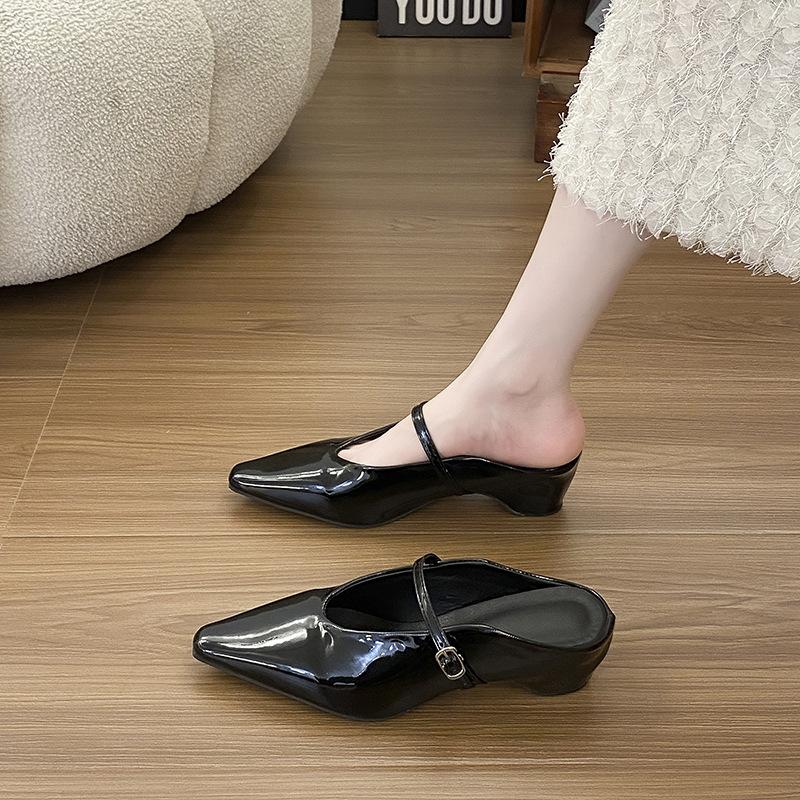 

Европейская станция 2025 новая сумка из мягкой кожи голова полушлепанцы женская обувь острый носок мелкий вырез слово с феей стиль мюли 40 чёрный