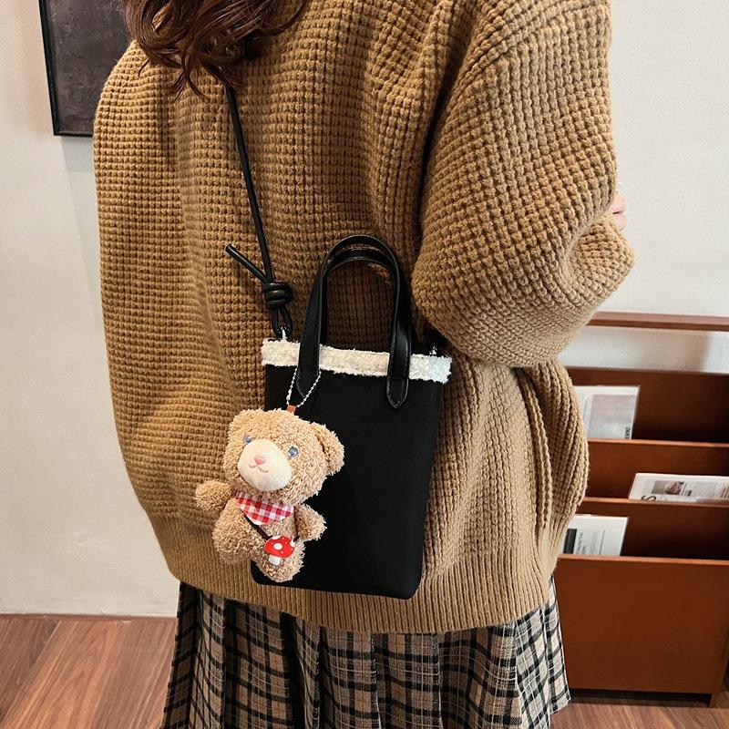 Autumn and Winter New Niche Design Matte Retro Handbag Bag Women's Premium Texture Leopard Print Single Shoulder Crossbody Mobile Phone Bag