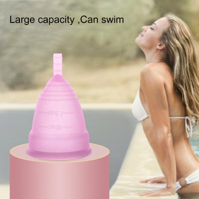 Verhindern Sie gynäkologische Erkrankungen. Weicher Becher für die erste Periode. Praktischer Frauen-Tampon