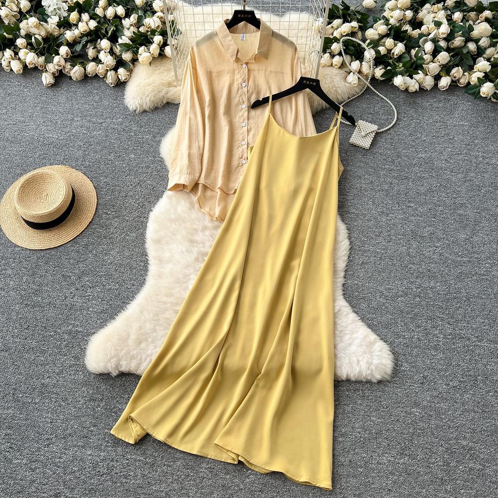 Temperamentsfullt todelt sett for kvinner, nisje lat yttertøy med tynn, løstsittende langermet solskjortejakke + selerkjole