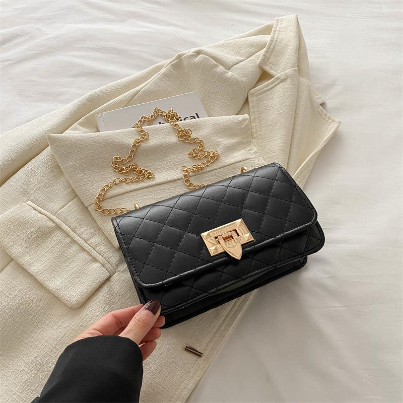 Fashion Personality Niche Shoulder Messenger Bag Popular Bag 2025 New Casual Trend Temperament Women's Small Square Bag