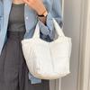 Herbst und Winter Neue Tasche für Damen Pendler Handtasche PU Weiches Leder Tragetasche für Damen Große Kapazität Baumwollkleidung Wolkentasche