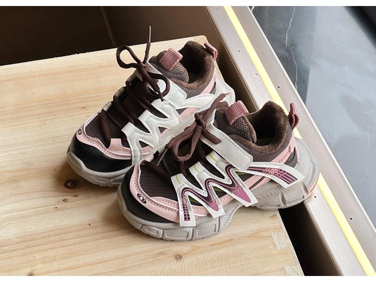 Kids' Fleece-Lined Sports Shoes 2025: New Autumn/Winter Soft-Soled Running Shoes for Boys & Versatile Casual Dad Shoes for Girls