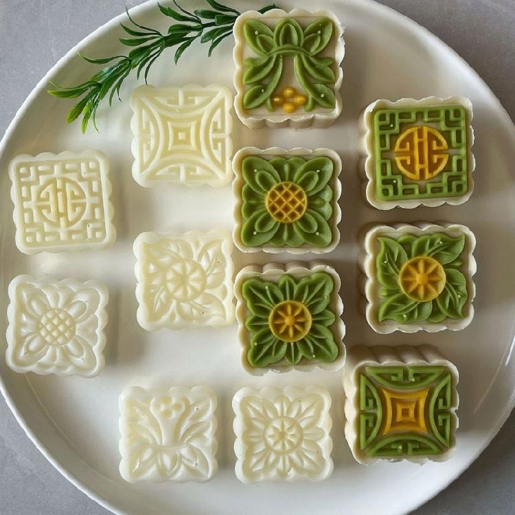 Mooncakes Mold Cookie Stamp Bean Pastes Cake Moulds with 6 Stamp ABS Plastic Pastries Mold for Baking Enthusiasts