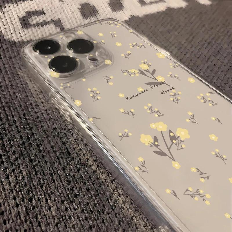 Full screen yellow floral iPhone17Promax mobile phone case is small and fresh, suitable for Apple 16promax space case.