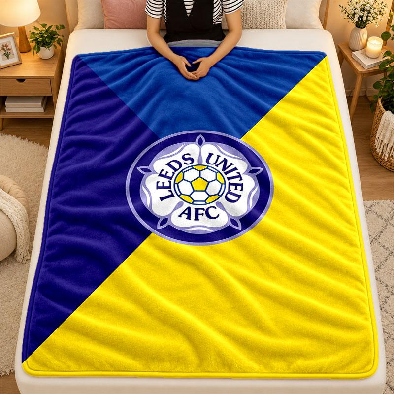 Flannel BlanketLeeds United Football Warm Soft Throw Blanket for Indoor Sofa Bed Living Room Use