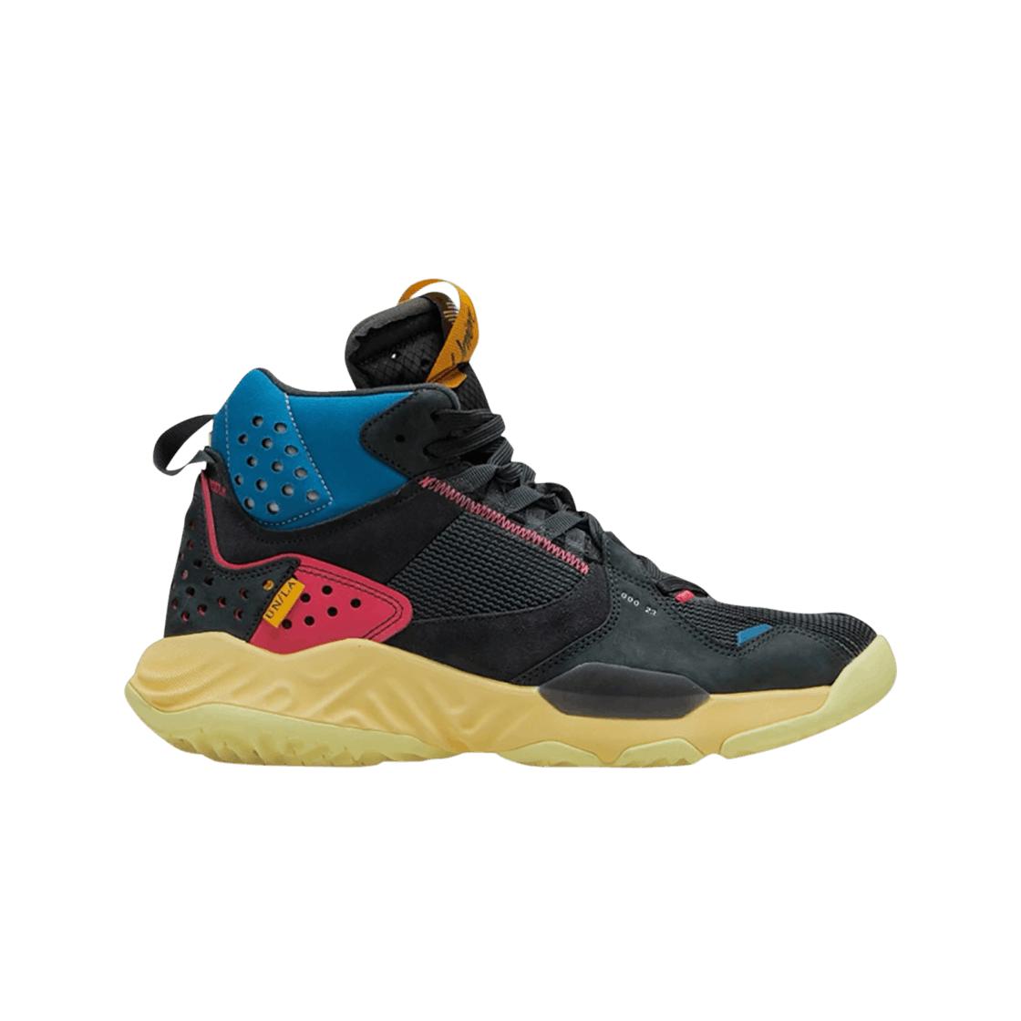

Jordan X Union Delta Mid Off Noir 260