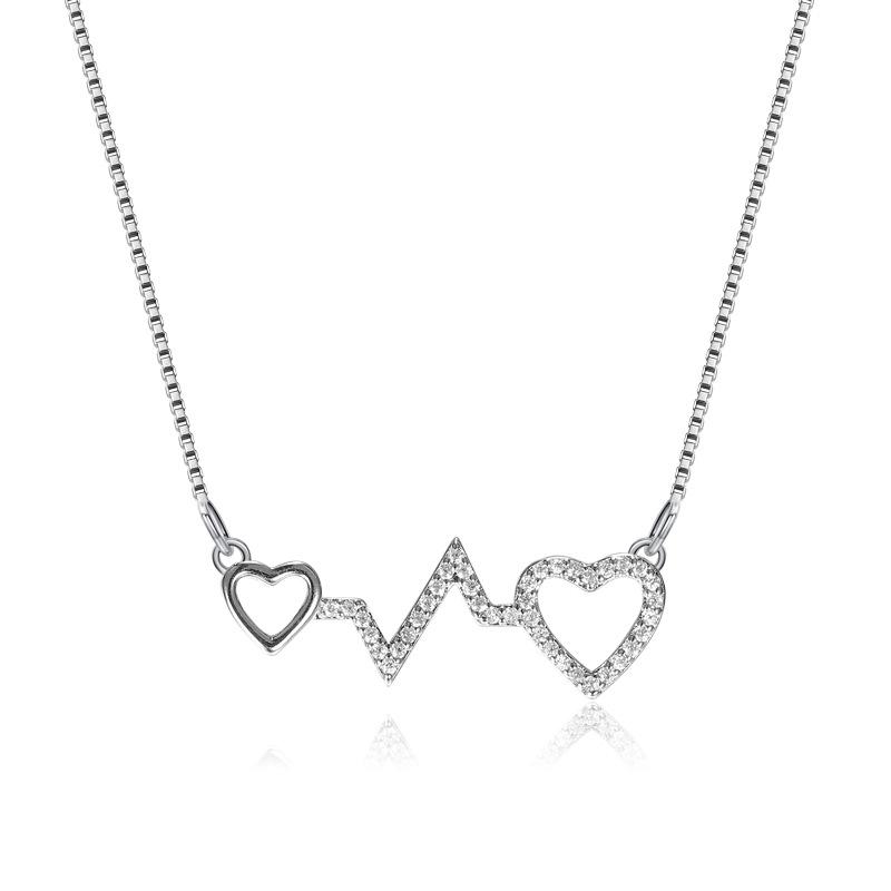 BELLA BOX A fashionable, simple and diamond-encrusted design gift zircon heart-shaped pendant