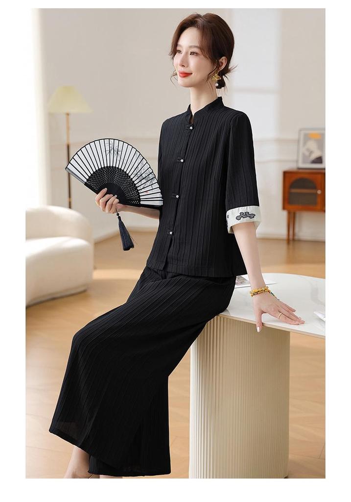 Summer Chinese-Style Short Sleeve Suit for Middle-Aged Women: Frog Button Top & Loose Wide-Leg Pants Set