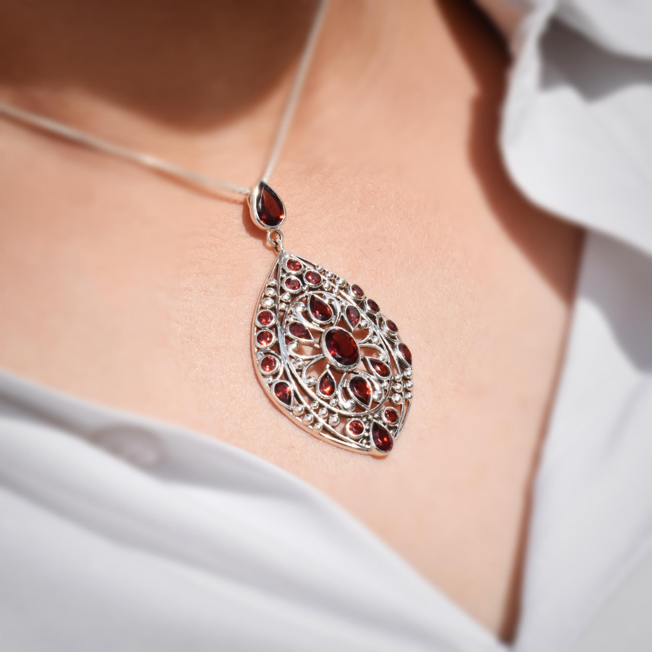 

Garnet gemstone pendant 925 sterling silver jewelry zivori necklace pendant Red garnet pendant SSP28 топаз/синій