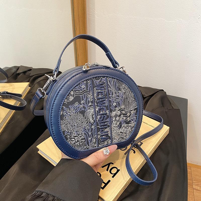 Popular Small Bags Spring New Fashion Versatile Messenger Bags Summer Portable Small Round Bags