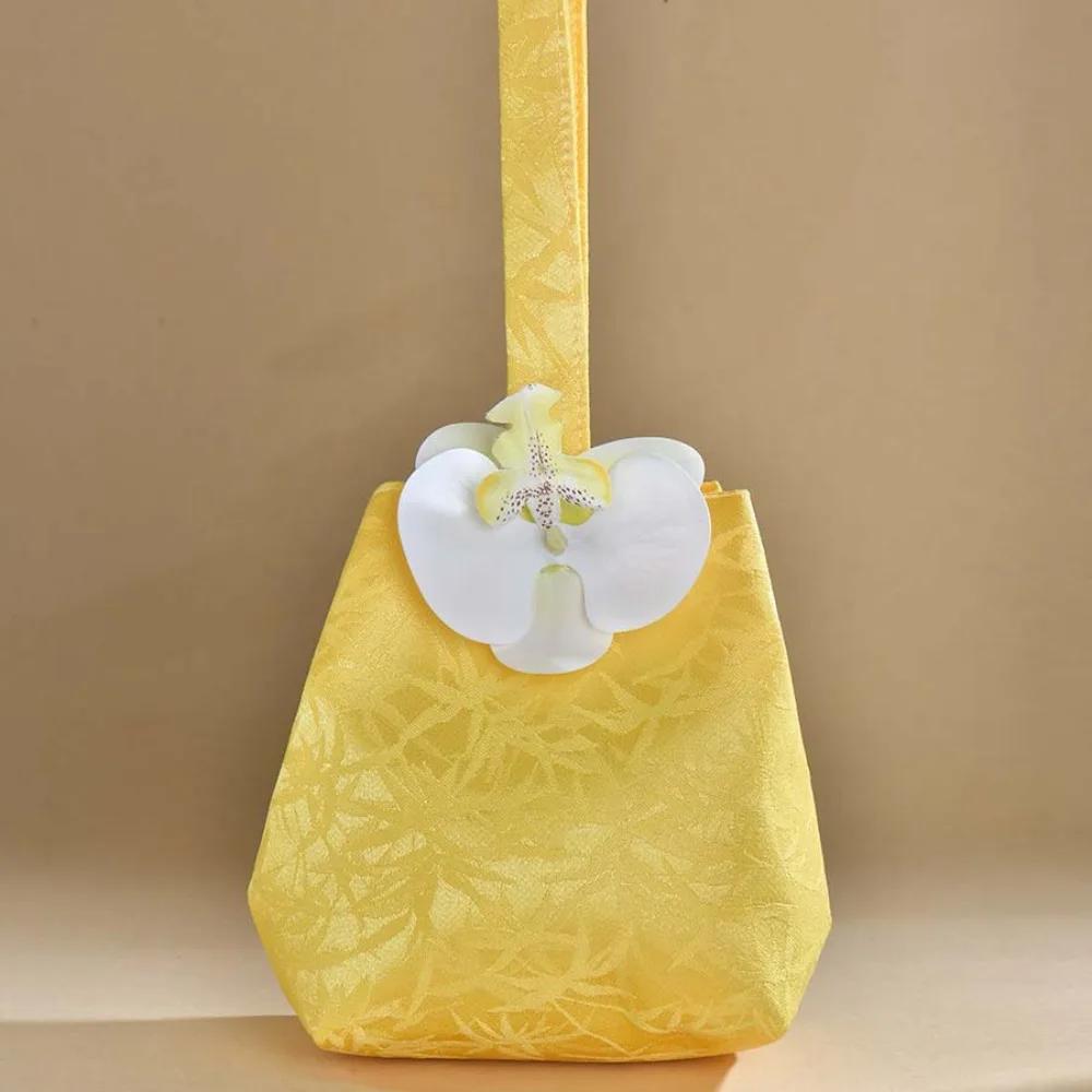 Flower Pendant Tassel Knot Wrist Bag Temperament Printing Wedding Candy Bag Make Up Pouch Chinese