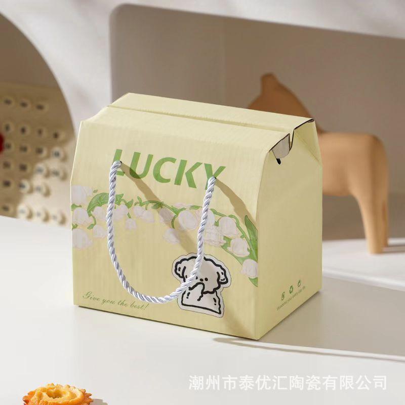 

Creative Hand-Painted Relief Cat Ceramic Cup High Value Ceramic Mug Home Breakfast Milk Cup Gift Cup 401-500ml