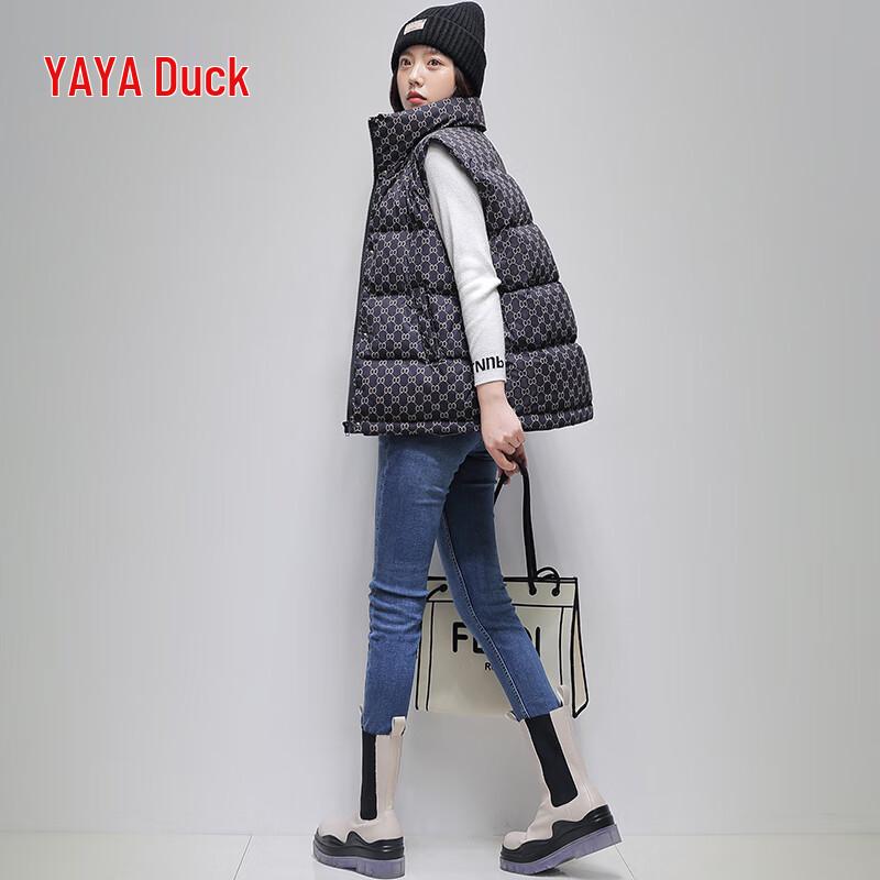 

Duck Duck Women s Lightweight Short Stand Collar Down Vest XL