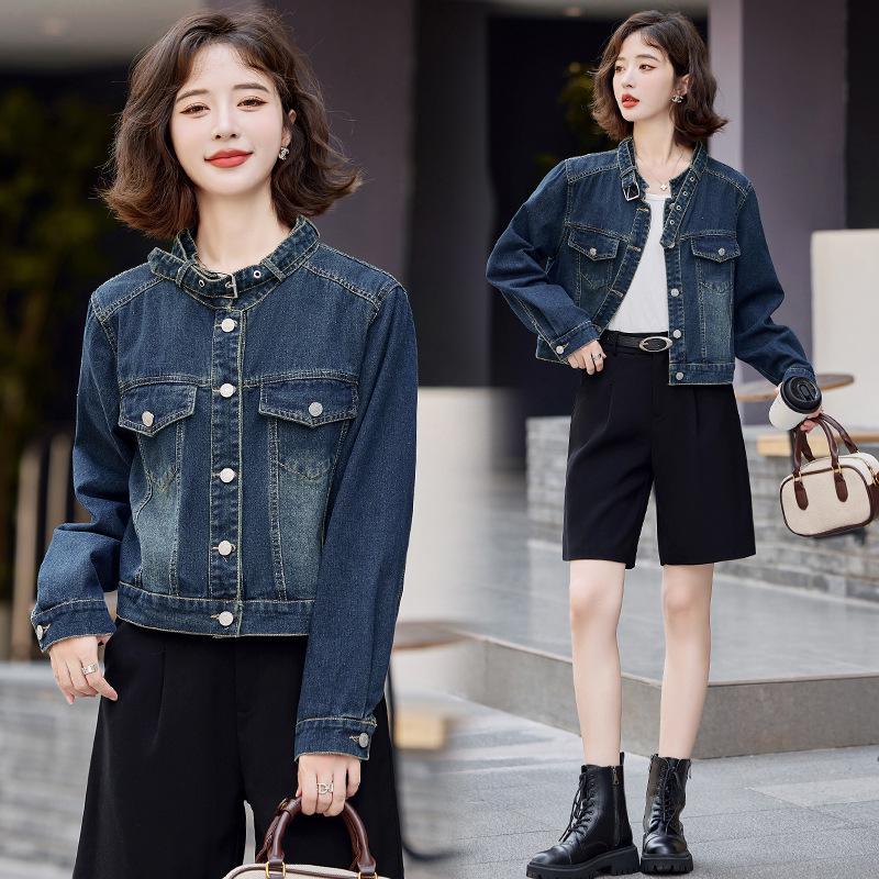 

Женская синяя джинсовая куртка в стиле ретро с воротником-стойкой - Весенне-осенняя повседневная мода 2025 (LU8930) 2XL (130-140 jin) синий