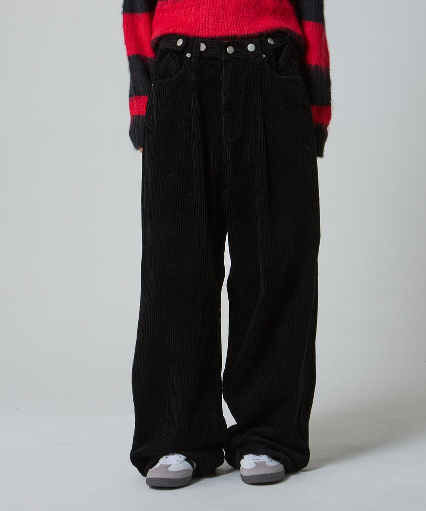 UNKNOWN PLANET Custom One-Pleat Wide Corduroy Pants Black