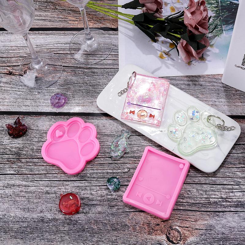 Heart Shape Keychain Casting Silicone Molds Dog Paw Print Resin Molds for Key Chain Pendant Making Epoxy Resin Craft Jewelry DIY
