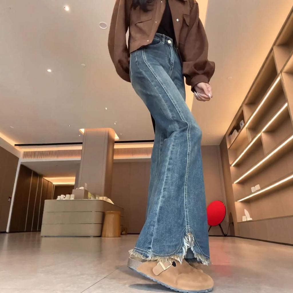 Women's Retro Blue High-Waist Flared Jeans - Frayed, Split, Plus Velvet, Plus Size, Slimming, Elastic for Autumn/Winter.