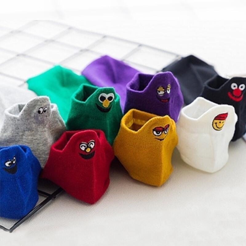 Cute character socks in 8 colors [Inssa short-sleeved couple student embroidered socks] white