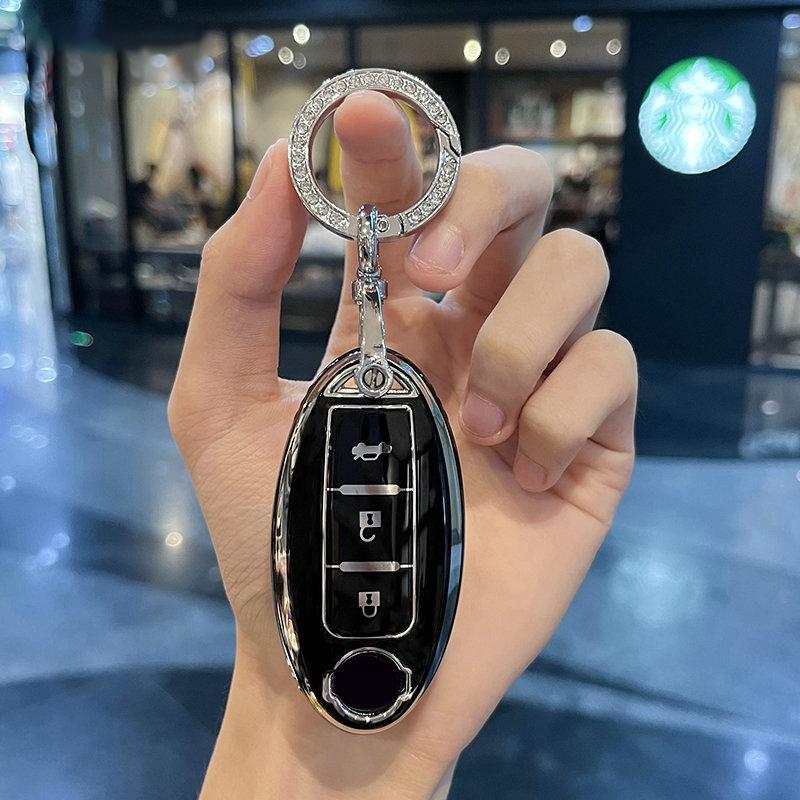 Tpu Car Key Case Cover For Nissan Qashqai X-Trail T32 T31 Juke J10 J11 Kicks Tiida Pathfinder Note For Infiniti Keychain