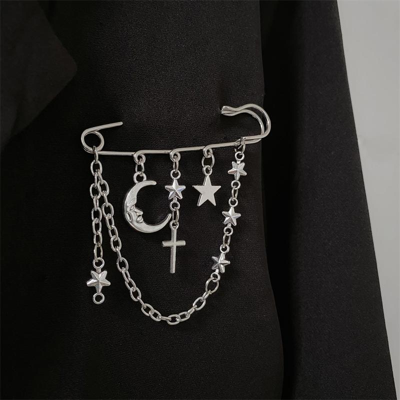 Fashion Creative Heart Angel Wings Chain Brooch For Women Men Suit Decoration Tassel Chain Pin Clothing Accessories Gifts